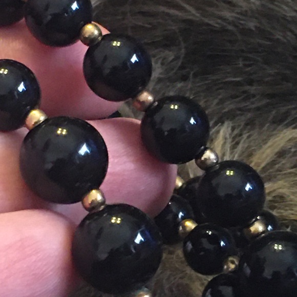 Vintage 80s-90s black graduated bead necklace - Picture 5 of 6